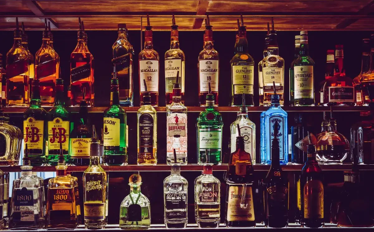 Rum kaufen leicht gemacht: Der große Online-Guide 💡 – Entdecke hochwertige Spirituosen, Top-Rum-Marken & Tipps fürs perfekte Rum-Tasting